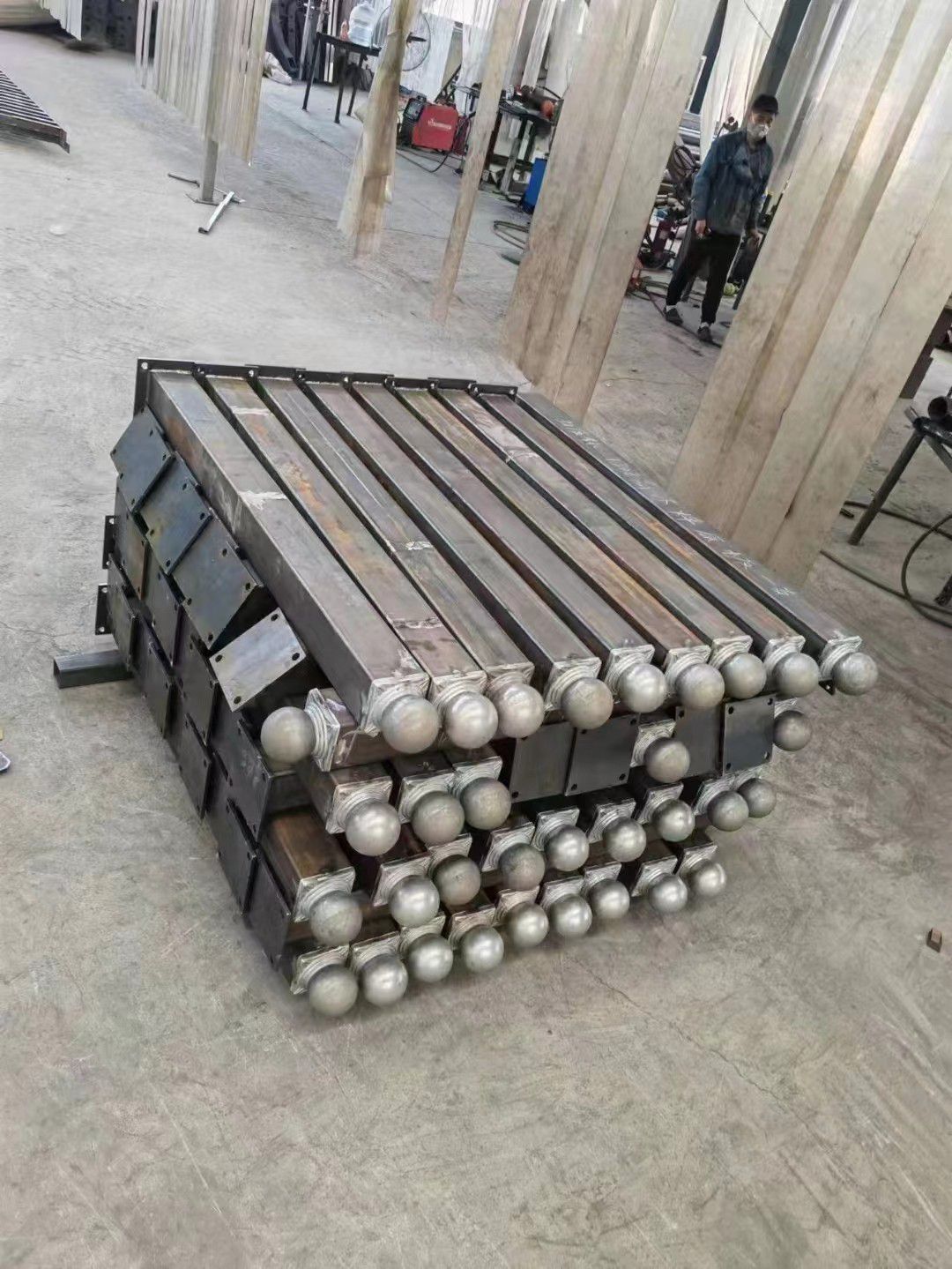 不銹鋼復(fù)合管護(hù)欄